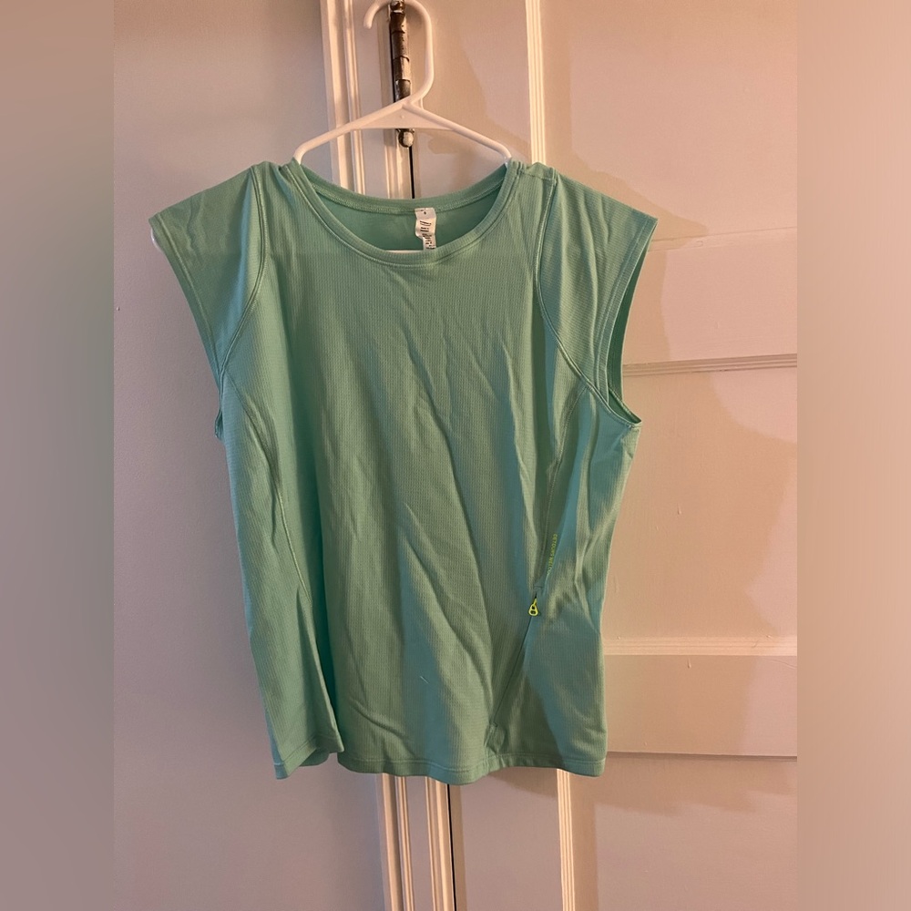 Lululemon top